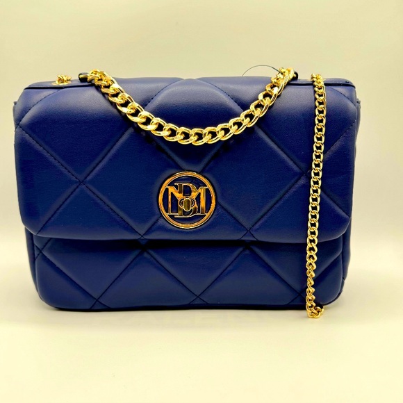 Badgley Mischka Quilting Crossbody Bag with Chain Handle and Crossbody Strap NWT - Picture 1 of 2